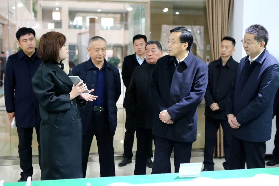鄒平市委副書記、代市長張謙一行來山東三星集團(tuán)調(diào)研