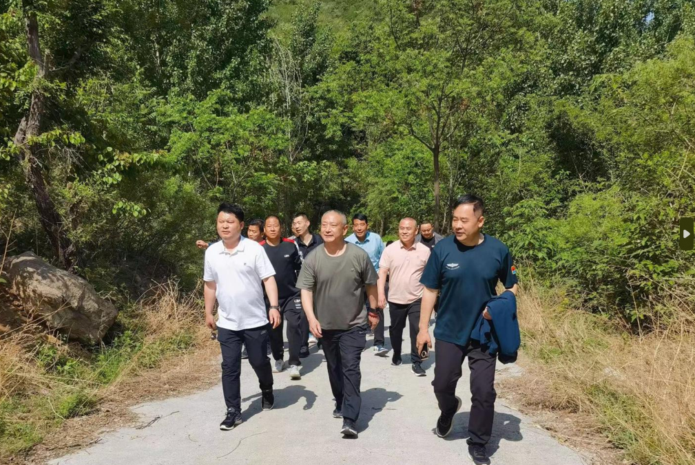 同心同行 永攀高峰｜機械公司組織慶“五一”團(tuán)建活動